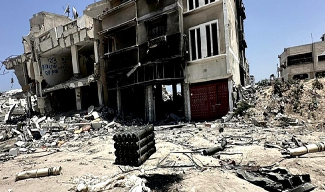 BAE Dışişleri Bakanı BRICS Toplantısında Konuştu BAE Dışişleri Bakanı, BRICS toplantısında önemli konuları ele aldı ve