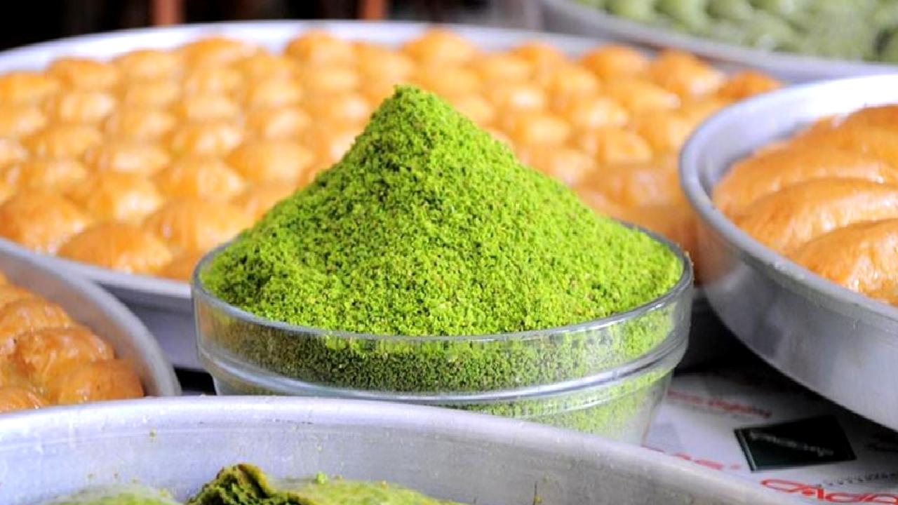 Türkiye'de baklava fiyatlarındaki değişimleri inceledik. Baklava fiyatlarındaki artış ve azalışları