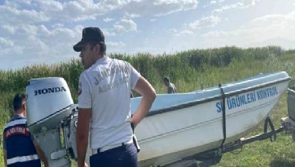 Beyşehir’de Kaçak Avcılığa Büyük Darbe! Beyşehir'de gerçekleştirilen operasyonda kaçak avcılığa büyük darbe vuruldu! Doğaya ve