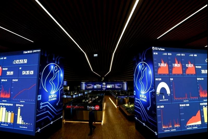 BIST 100 endeksinin günlük performansını ve hisse senetlerindeki son değişimleri