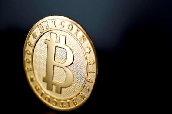 Bitcoin ve altın fiyatları arasındaki ilişki, yatırımcılar üzerindeki etkileri ve