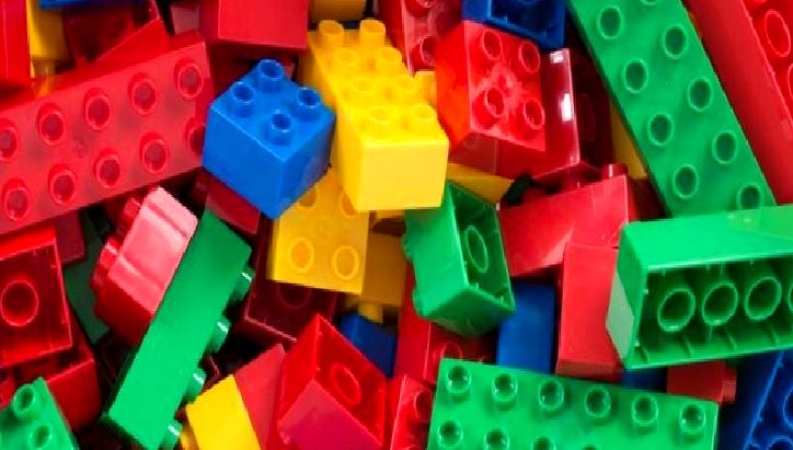 Bölge Polisi Lego Hırsızlığı Şüphelilerini Yakaladı Bölge polisi, Lego hırsızlığı şüphelilerini başarılı bir operasyonla yakaladı. Olayın