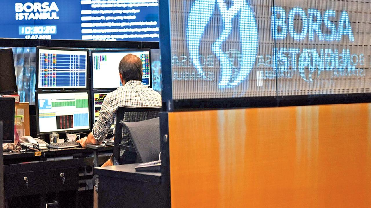 Borsa İstanbul güne düşüşle başladı! Piyasaların seyri ve ekonomik durumla