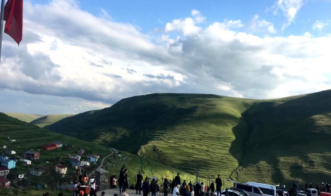 Damal Şenlikleri ve Atatürk Silueti Damal Şenlikleri, Atatürk Silueti ile buluşuyor! Türkiye'nin renkli kültürünü keşfedin,