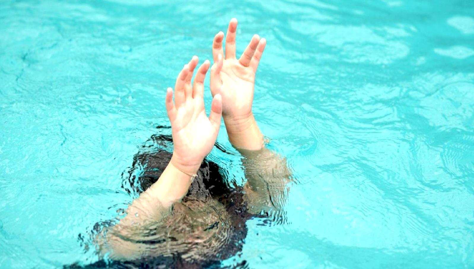 Denizli'nin Sarayköy ilçesinde bulunan bir termal otelde 3 yaşındaki bir