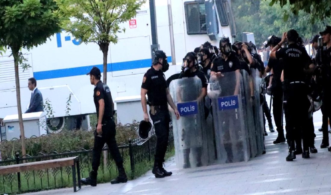 Doğu illerinde gösteri yürüyüşleri ve toplantılar 7 gün boyunca yasaklandı.