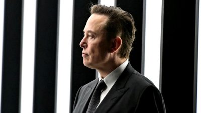 Elon Musk ve OpenAI arasındaki dava, tarafların anlaşması üzerine geri