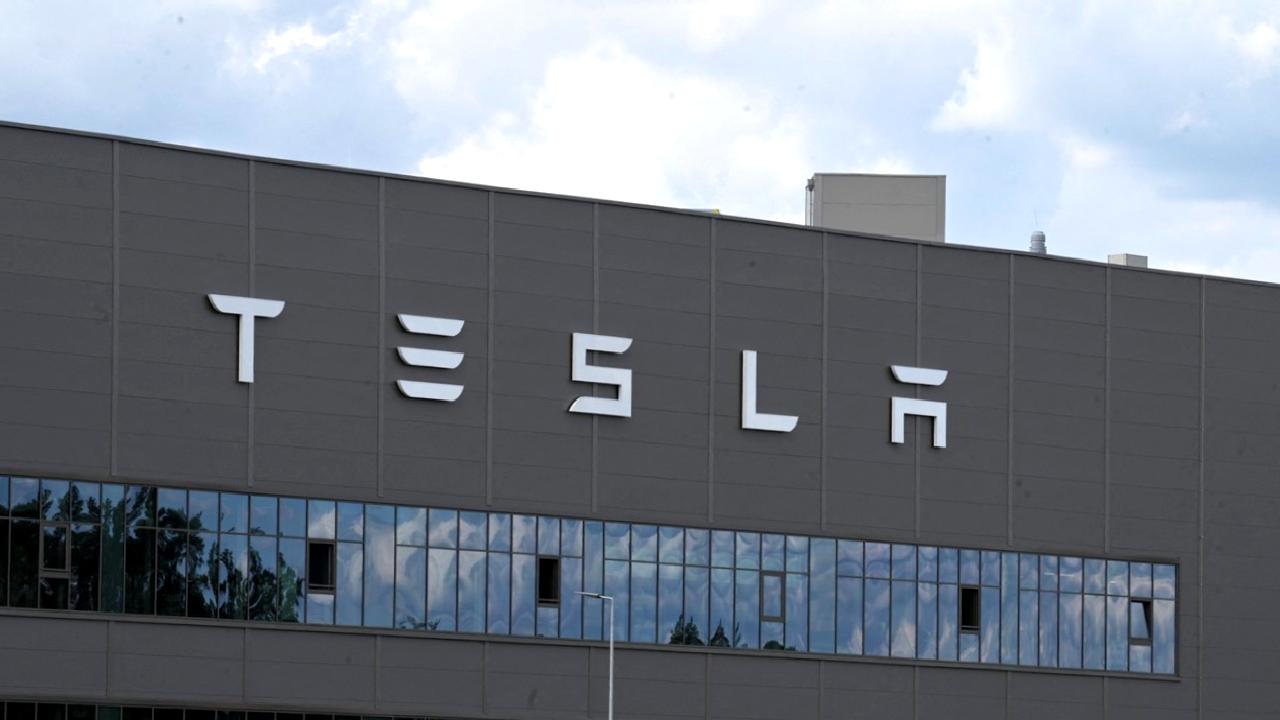 Elon Musk'ın Tesla ve yapay zeka yatırımları hakkında en güncel