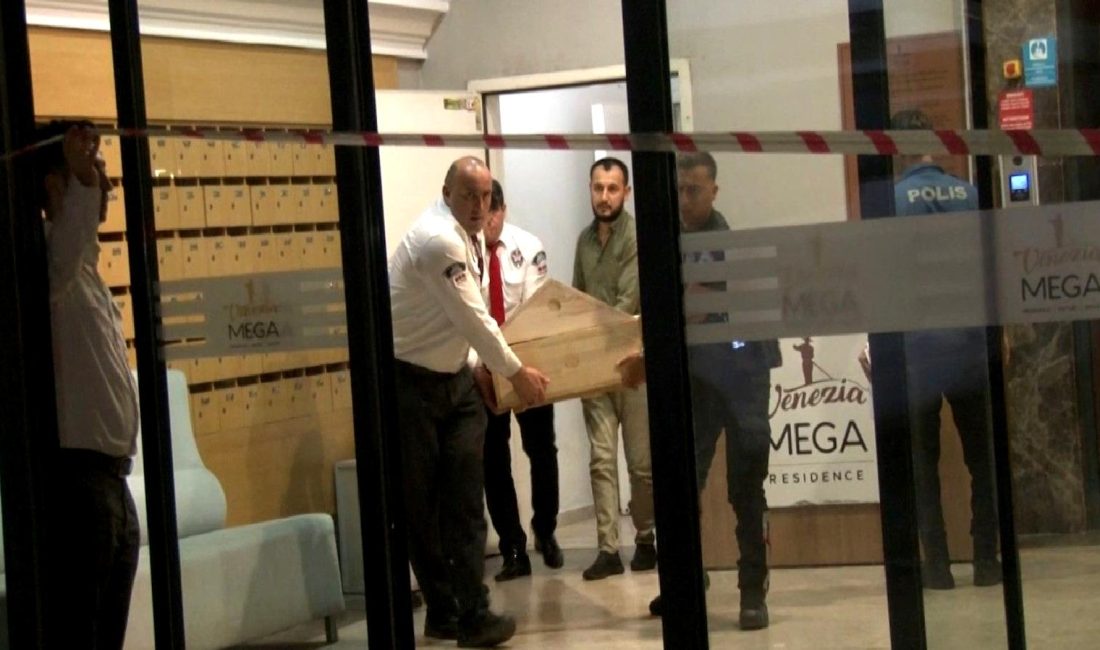 Gaziosmanpaşa’da Rezidansta Asansör Kazası: Yaşlı Adam Hayatını Kaybetti İstanbul Gaziosmanpaşa'da bir rezidansta meydana gelen asansör kazasında yaşlı bir