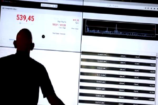 Geçiş Uçuşu Başarısıyla %4’ten Fazla Artış Geçiş uçuşu başarısıyla %4'ten fazla artış, havayolu endüstrisinde olumlu bir