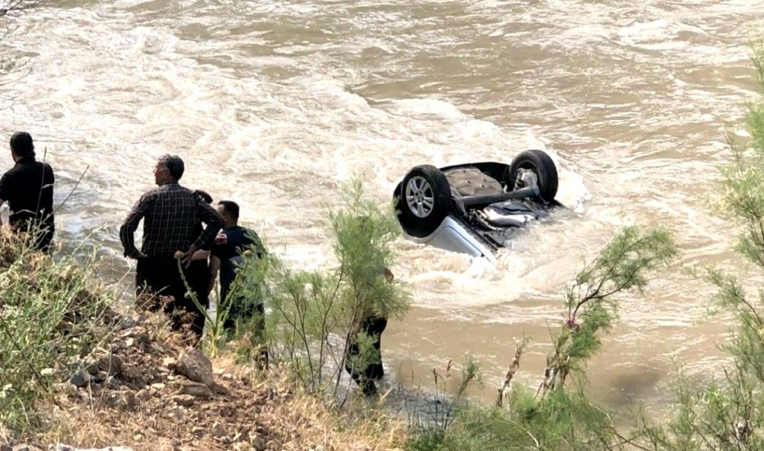 Hakkari-Çukurca yolunda meydana gelen kazada bir öğretmen hayatını kaybetti. Kazada
