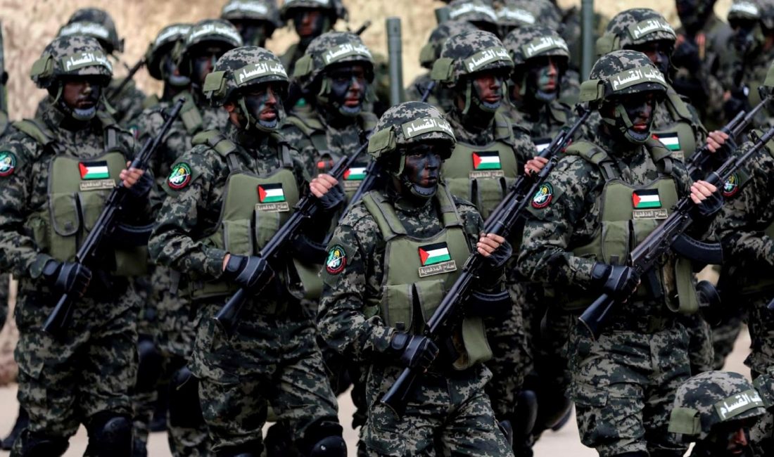 Hamas, Ateşkes Önerisine Yanıtını Kahire ve Doha’ya Gönderdi Hamas, ateşkes önerisine yanıtını kahire ve Doha'ya gönderdi. Orta Doğu'da