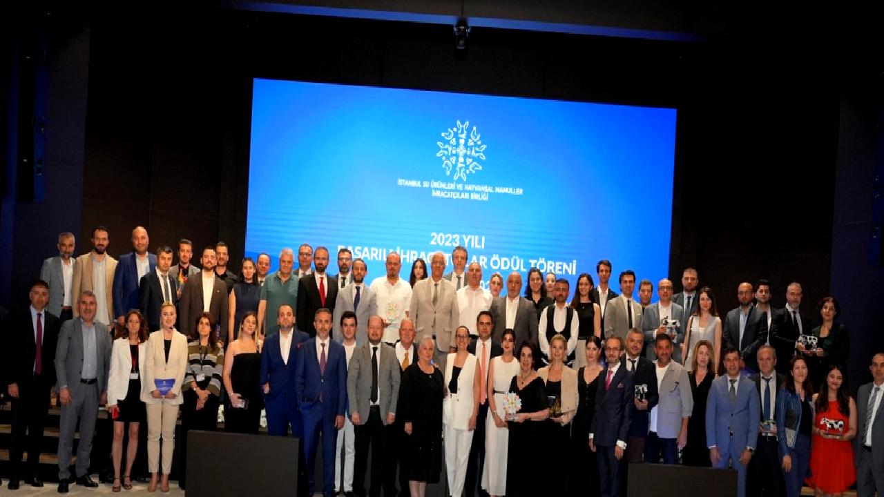 İhracatta lider konumundaki şirketlerin sektörde elde ettiği başarıları ve stratejileri