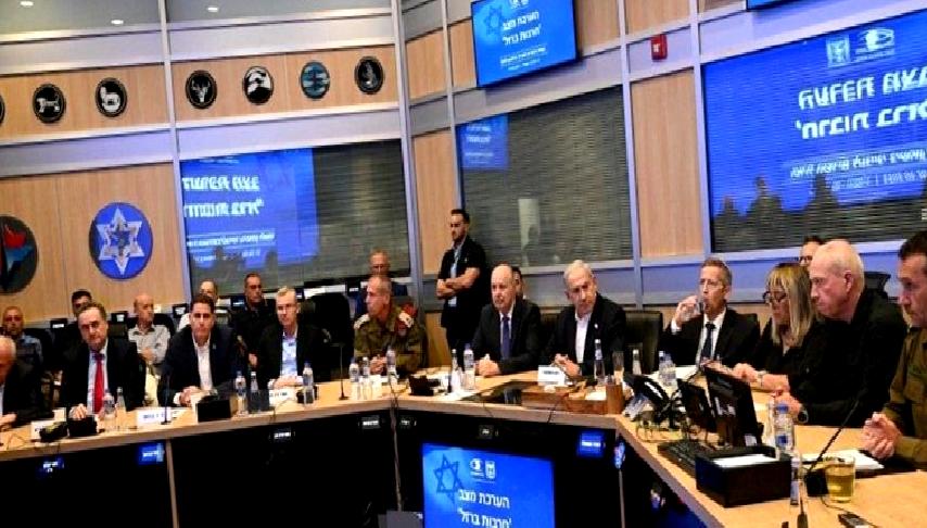 İsrail Güvenlik Kabinesinde Hizbullah İle Olası Anlaşma Tartışmaları İsrail Güvenlik Kabinesi'nde, Hizbullah ile olası bir anlaşma hakkında yoğun