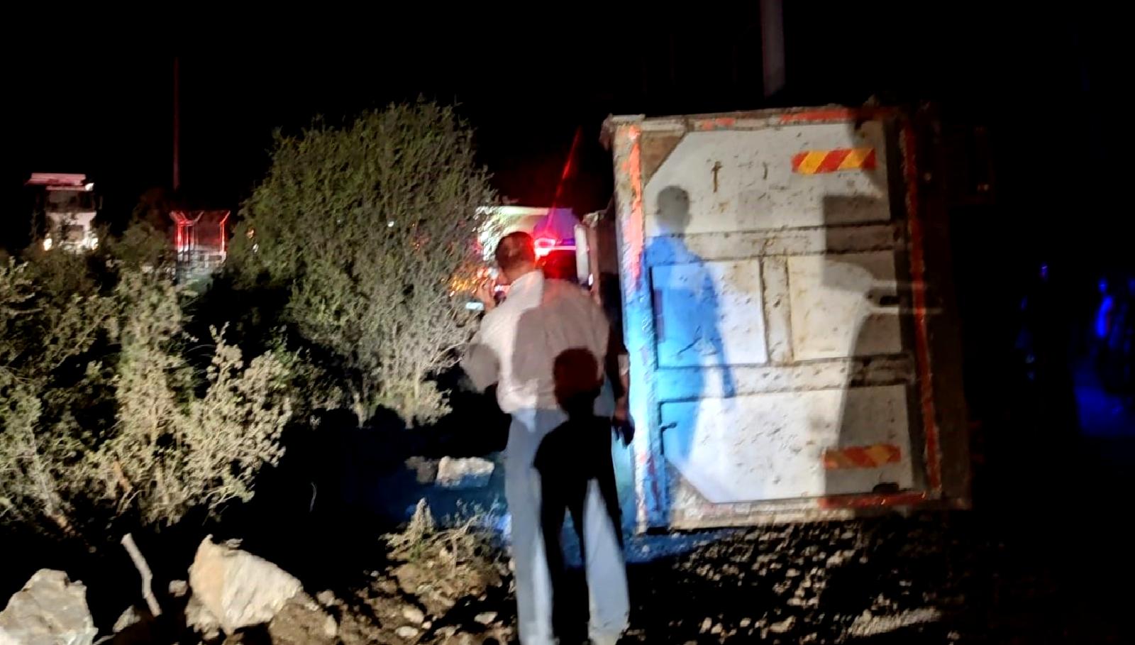 İzmir Urla'da meydana gelen kamyon kazası ile ilgili en güncel