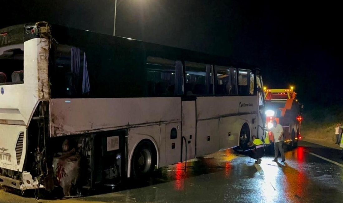 Kuzey Marmara Otoyolu’nda Yolcu Otobüsü Kaza Yaptı Kuzey Marmara Otoyolu'nda meydana gelen yolcu otobüsü kazası hakkında detaylı