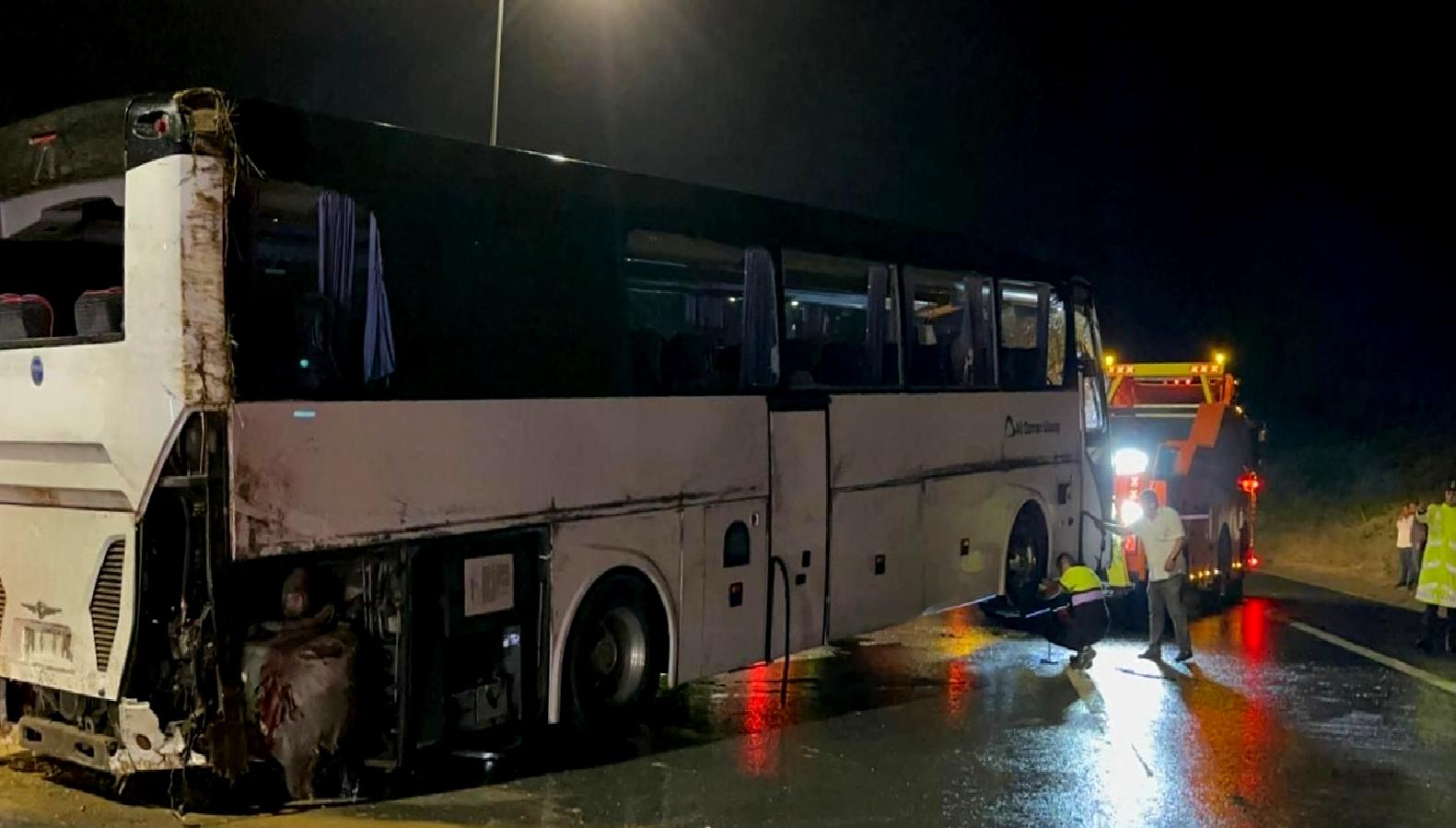 Kuzey Marmara Otoyolu'nda meydana gelen yolcu otobüsü kazası hakkında detaylı
