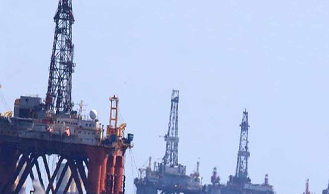 Petrol Fiyatları Günlük Değişim Petrol fiyatları günlük değişimleri hakkında güncel bilgilere ulaşın. Türkiye'de benzin