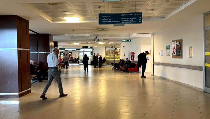 Sağlık Bakanı Koca, Başakşehir Çam ve Sakura Şehir Hastanesi'nde önemli