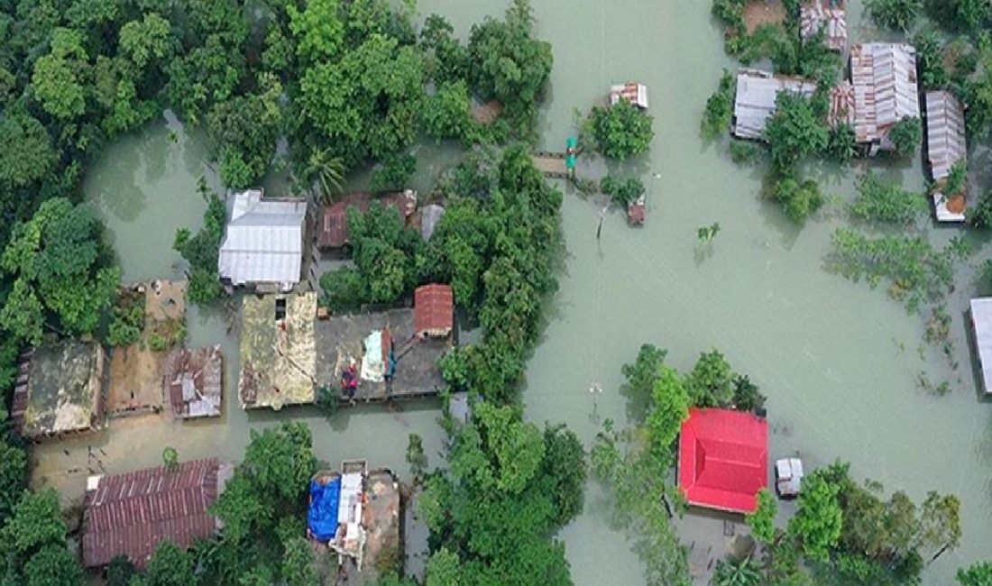 Şiddetli Yağışlar Sylhet’i Vurdu: Sel Felaketi Bangladeş'in Sylhet şehrine şiddetli yağışlarla gelen sel felaketi, büyük hasara
