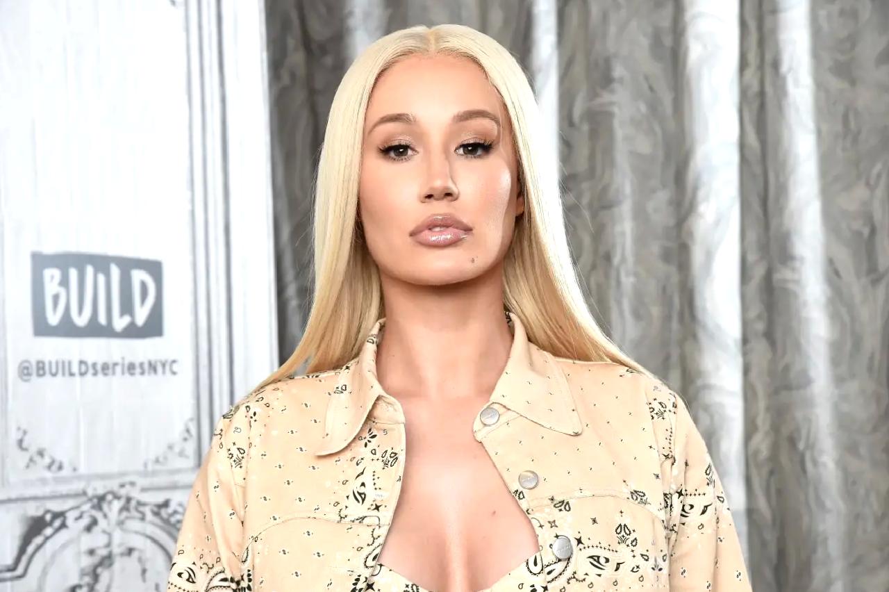 Ünlü token'ların güncel durumlarını ve gelecek projelerini keşfedin. Kripto para