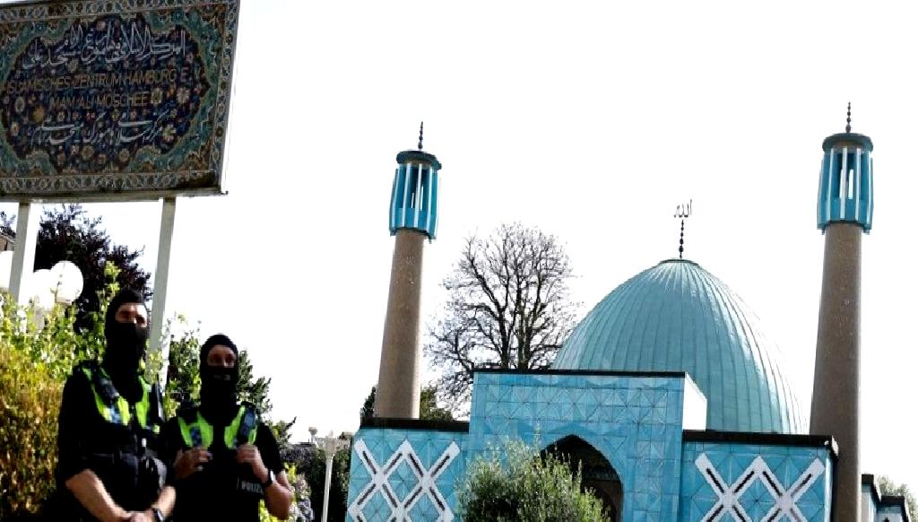 Almanya, Hamburg İslam Merkezi’ni Yasakladı Almanya, Hamburg İslam Merkezi'ni yasakladı. Bu kararın ardındaki nedenler, toplumsal