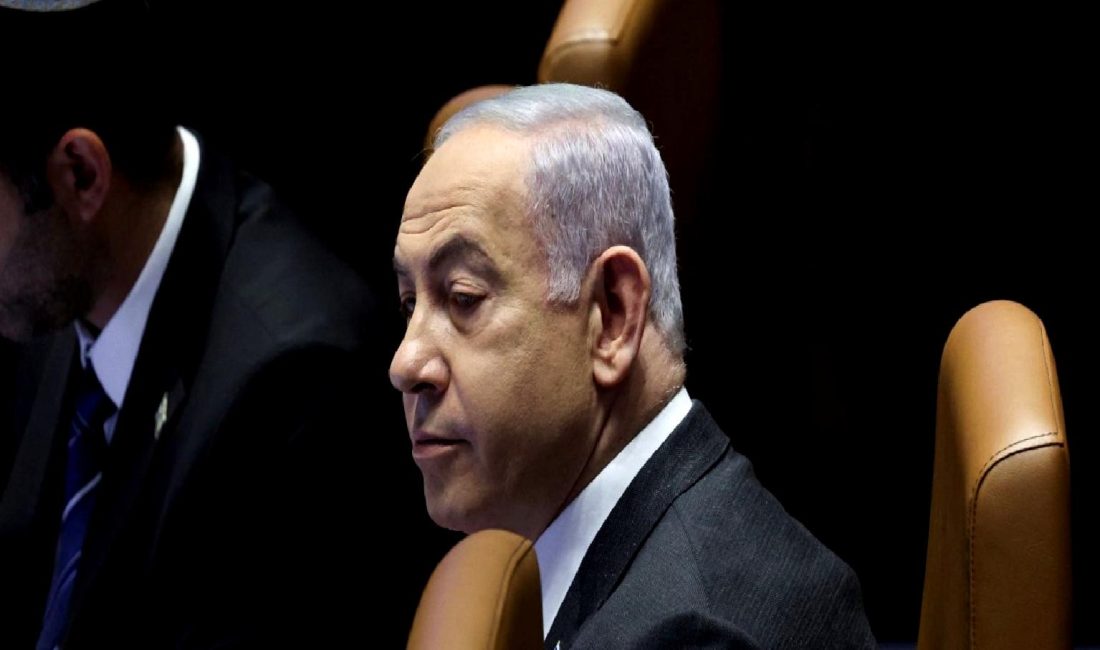 Beyaz Saray’dan Netanyahu’ya Tepki: Protestocuların Damgalanması Yanlış Beyaz Saray, Netanyahu'nun protestoculara yönelik sert tutumunu kınadı. Bu açıklama,