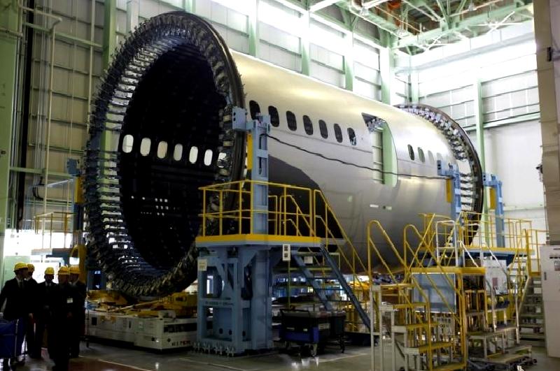 Boeing'e, Adalet Bakanlığı tarafından suçlarını kabul etmesi için baskı yapılıyor.