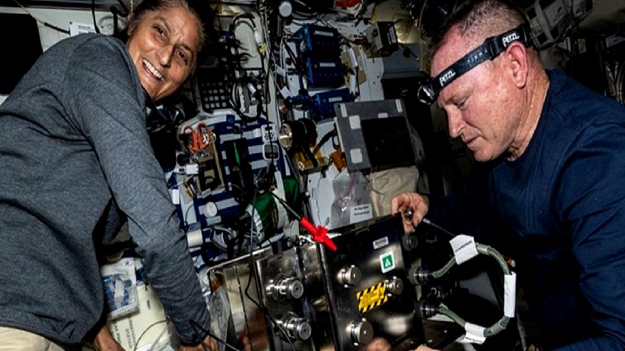 Boeing Starliner mekiğiyle ISS'e gönderilen astronotlar, Dünya'ya dönüş için hazırlıklarını