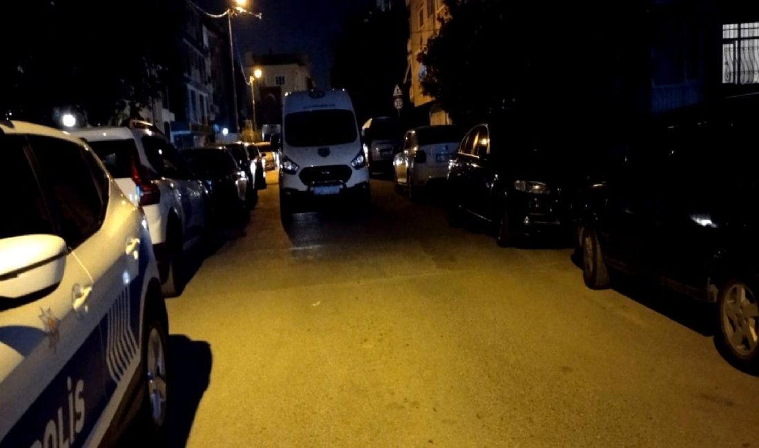 Çınar Mahallesi'nde meydana gelen kavga olayında 3 kişi yaralandı. Yaşanan