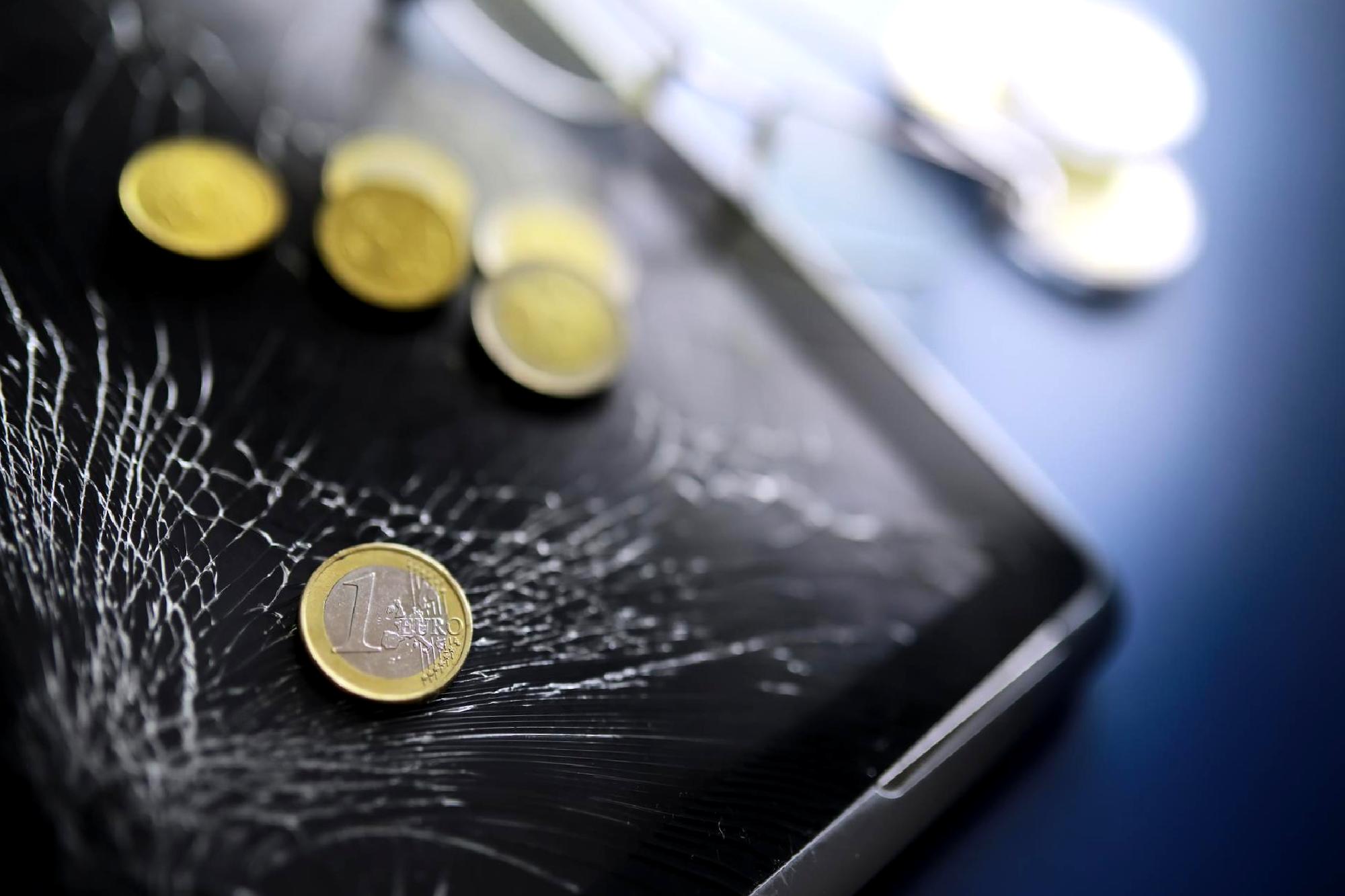 Coinbase, FCA'dan 3.5 milyon sterlin ceza alarak kripto para sektöründeki