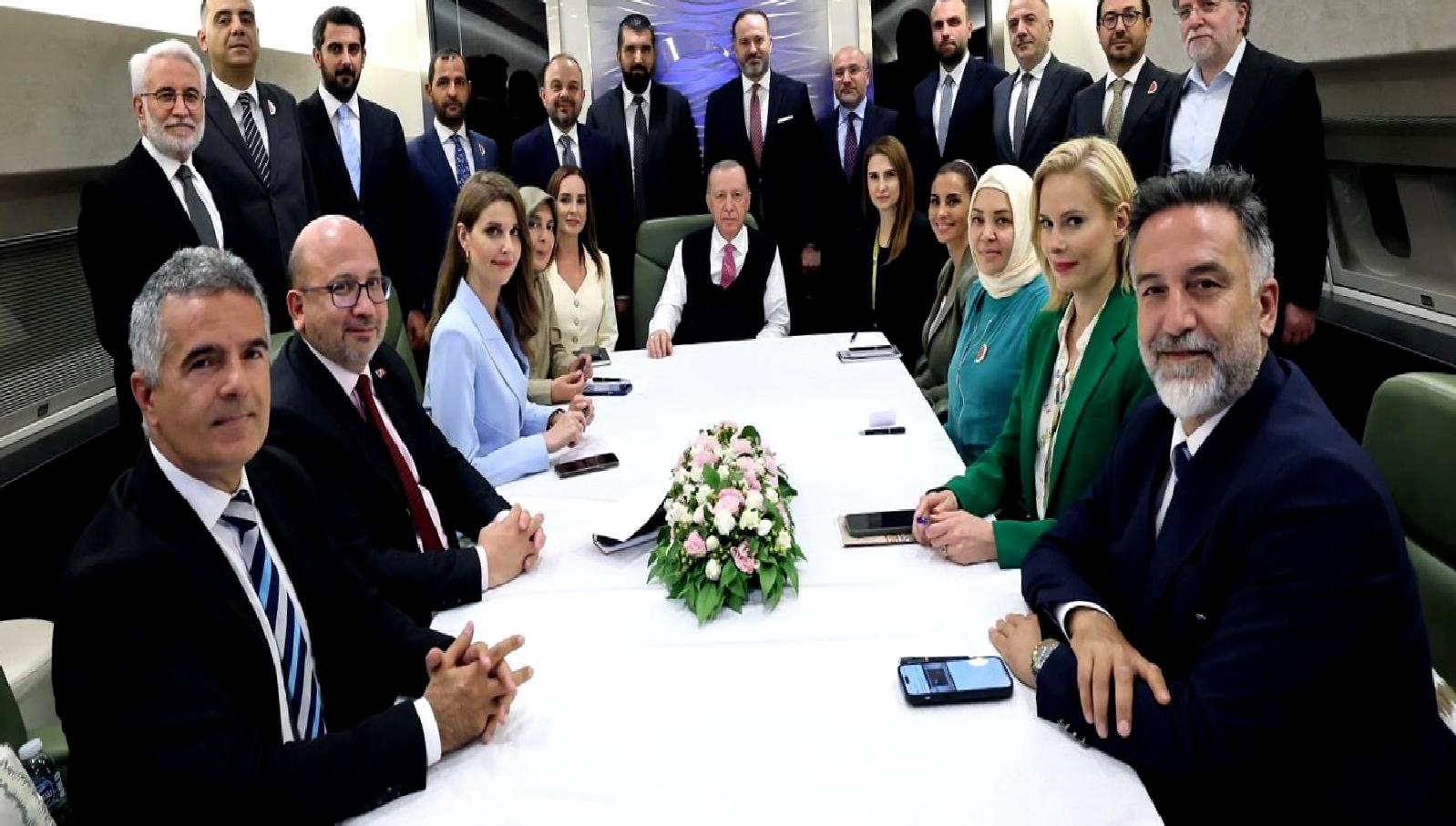 Cumhurbaşkanı Erdoğan'ın dönüşü uluslararası ilişkiler açısından büyük önem taşımaktadır. Türkiye'nin