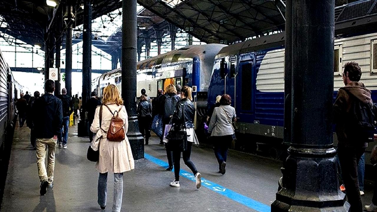 Demiryolu güvenliğini artırmak amacıyla alınan yeni önlemleri keşfedin. Bu makalede,