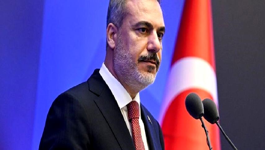 Dışişleri bakanlarından oluşan heyetin gerçekleştirdiği ortak basın toplantısında, uluslararası ilişkilerdeki