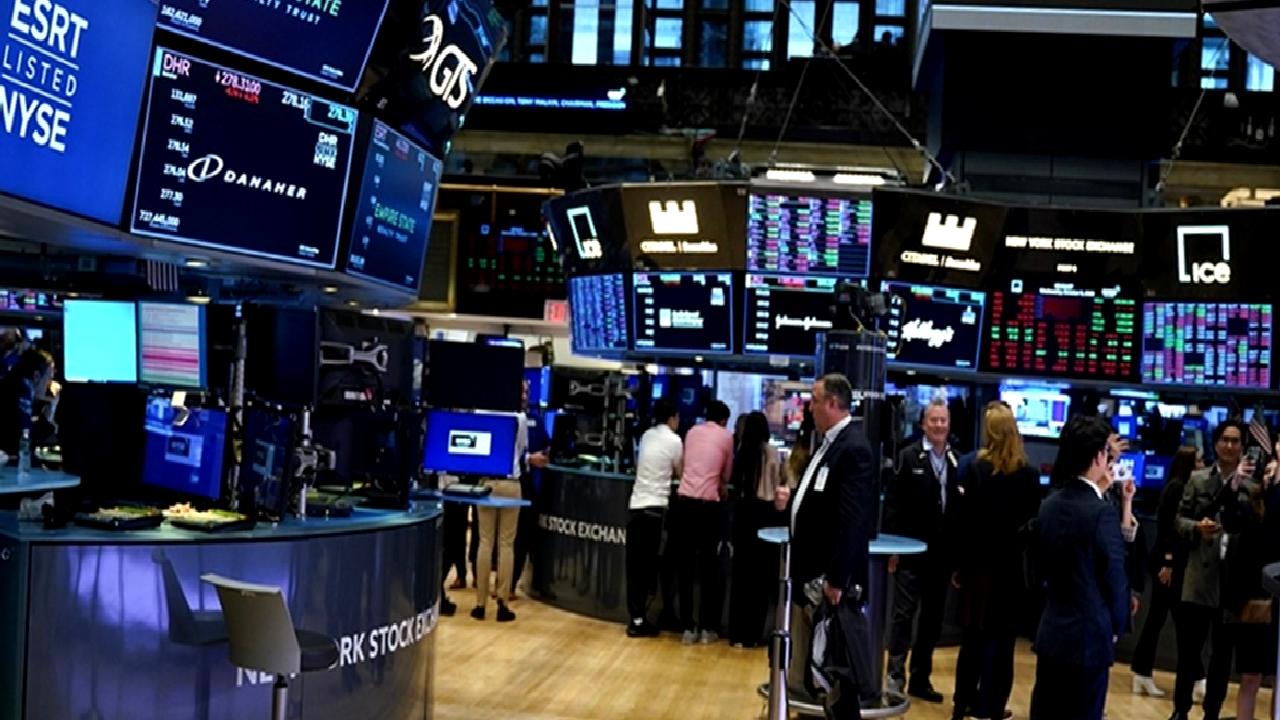 Dünya ekonomisindeki son gelişmeleri yakından takip edin. Küresel piyasalardaki değişiklikler,