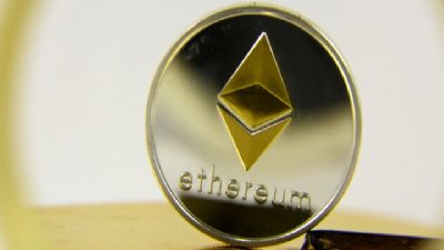 Kripto para birimi Ether, 3.300 dolar seviyesinin üzerine çıkarak yükselişini