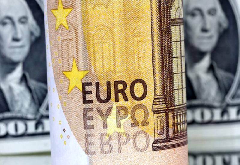 Euro’nun Değer Kazanmasında ABD Verilerinin Etkisi Euro'nun değer kazanmasında ABD verilerinin etkisi inceleniyor. Avrupa para birimi