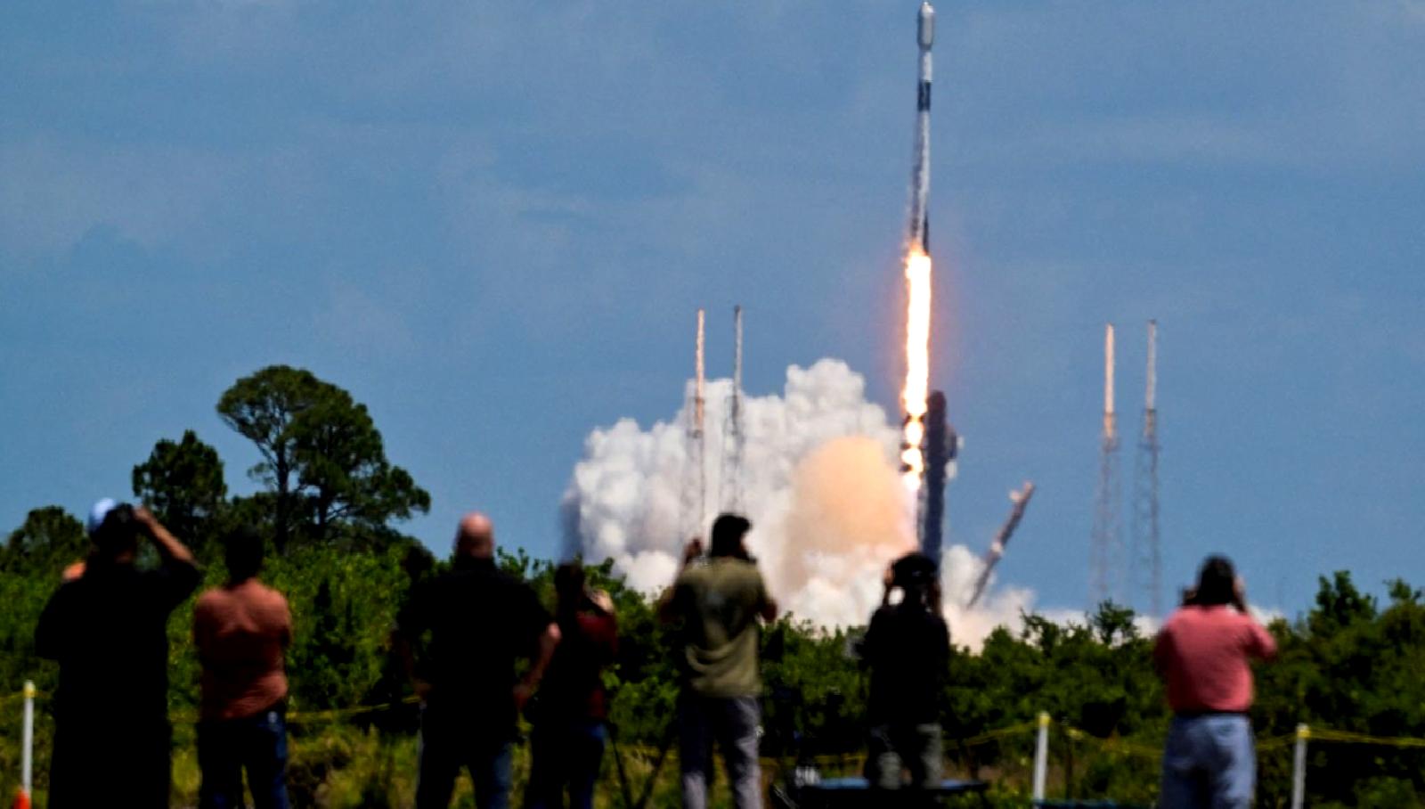 Falcon 9 roketindeki arıza nedeniyle oluşan uydu kazasıyla ilgili detaylı