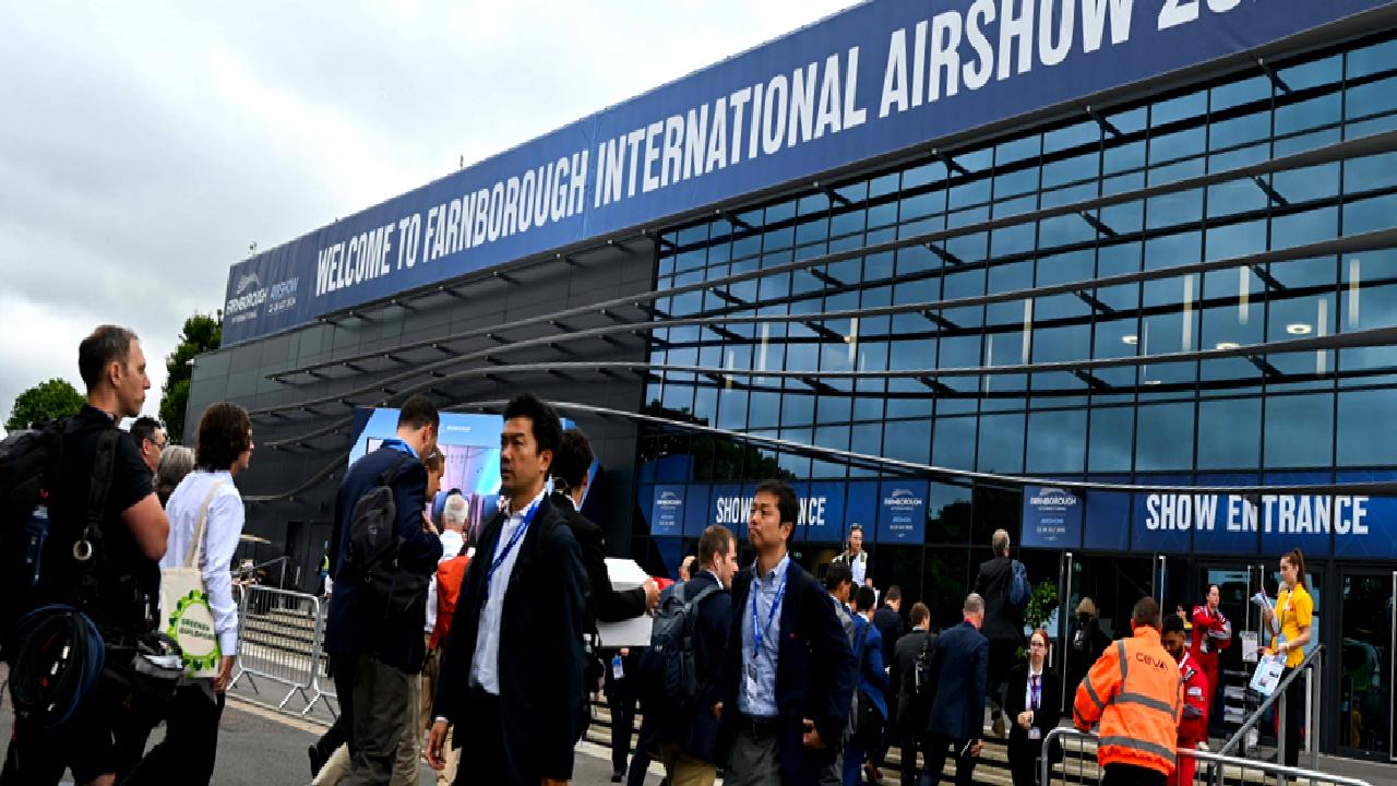 Farnborough Uluslararası Havacılık Fuarı'nda, sektördeki en son yenilikler, yeni siparişler