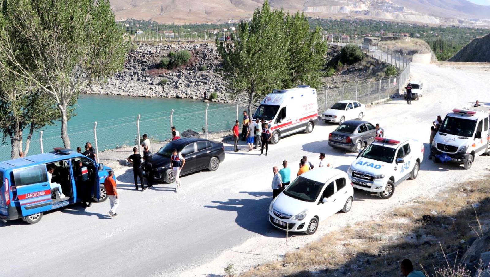 Gümüşler Baraj Göleti'nde kaybolan şahsın eşyaları bulundu! Olayın detayları ve