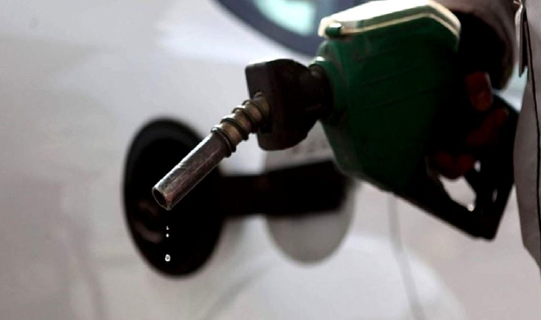 26 Temmuz 2024 tarihli güncel akaryakıt fiyatlarını öğrenin. Benzin, motorin