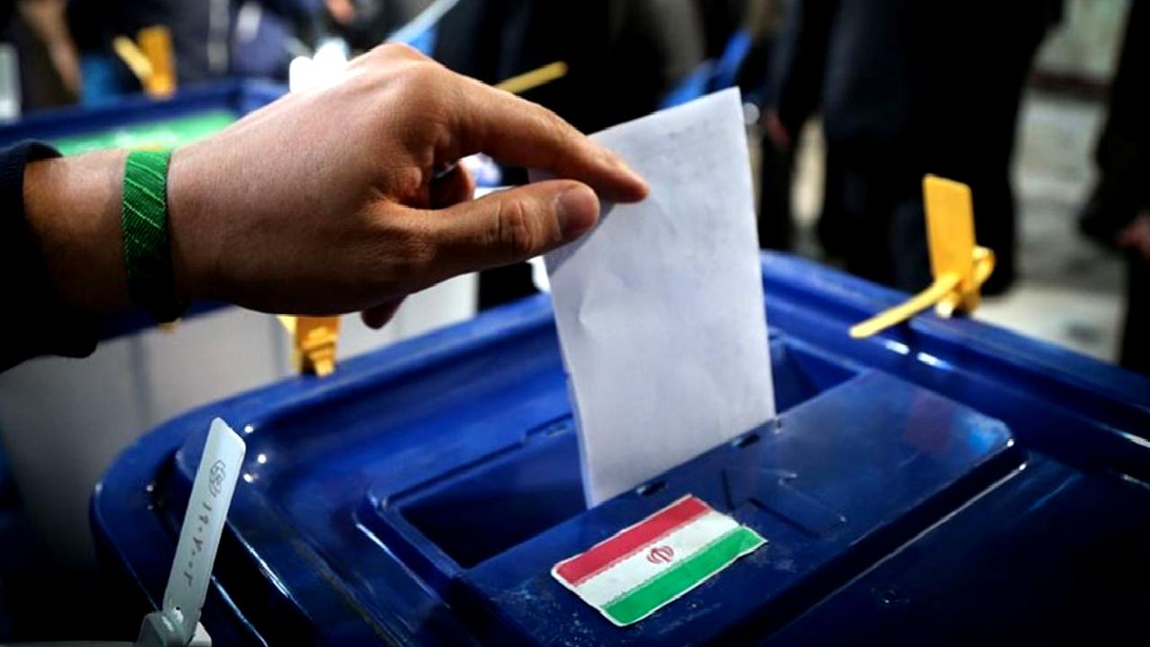 İran'da Cumhurbaşkanlığı seçimi yaklaşıyor. İran halkı, yeni liderlerini seçmek için
