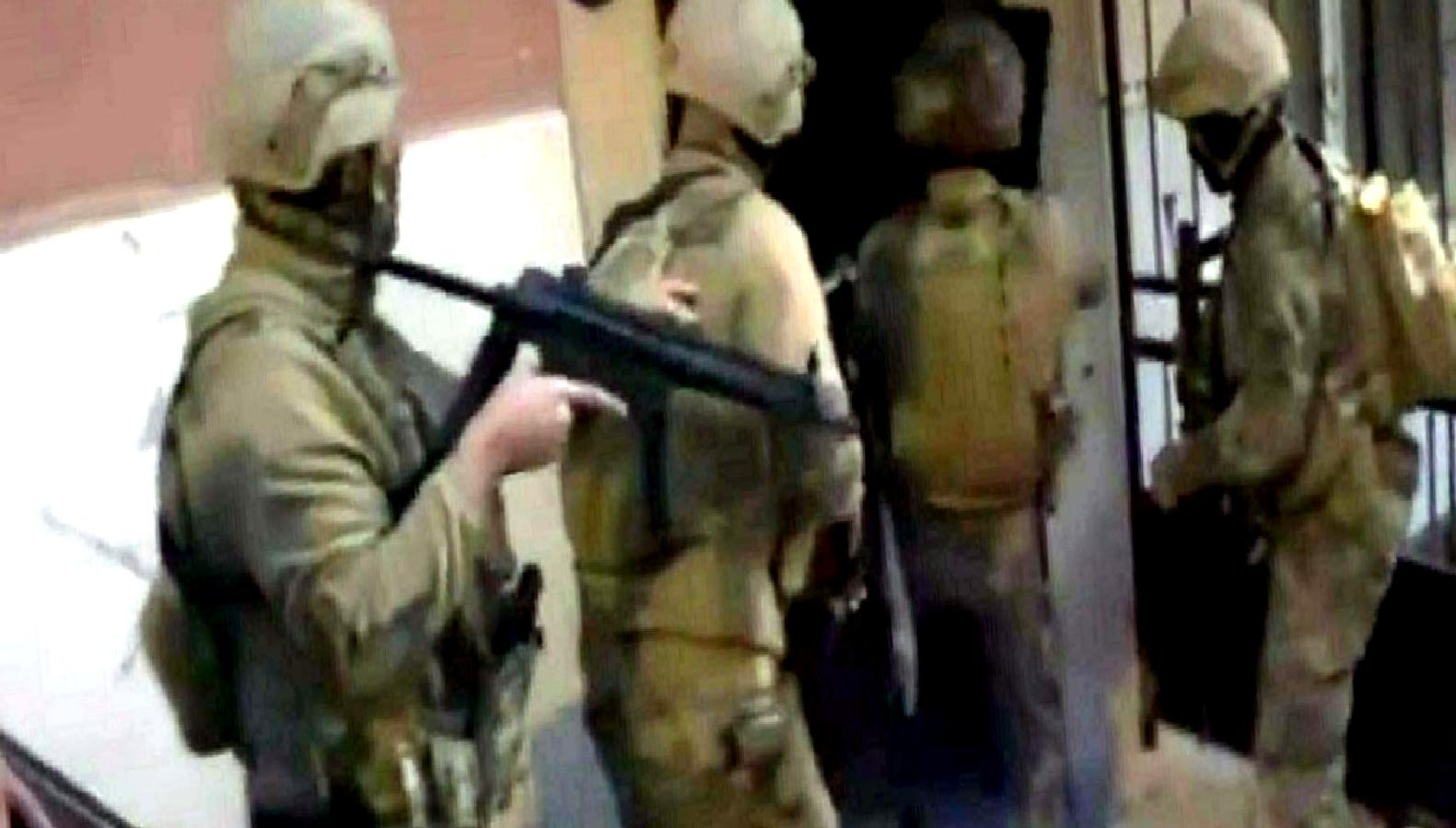 İzmir'de gerçekleştirilen DAEŞ operasyonu sonucunda yapılan tutuklamalar ve detayları. İzmir'de