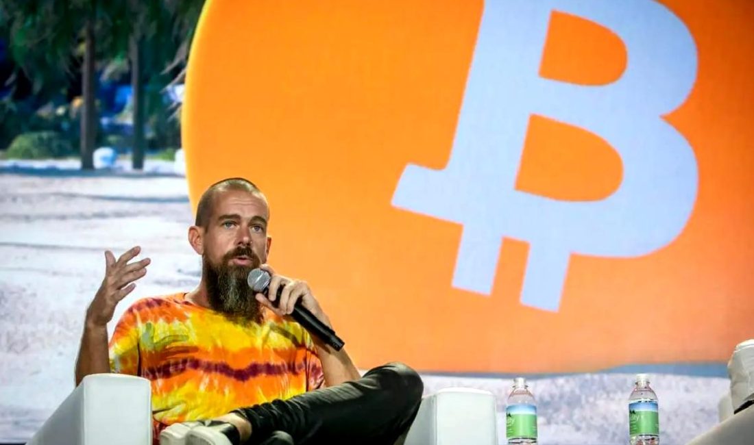 Jack Dorsey: Bitcoin Dünyayı Değiştirmeye Hazır Twitter'ın kurucusu Jack Dorsey, Bitcoin'in dünyayı değiştirmeye hazır olduğunu düşünüyor.