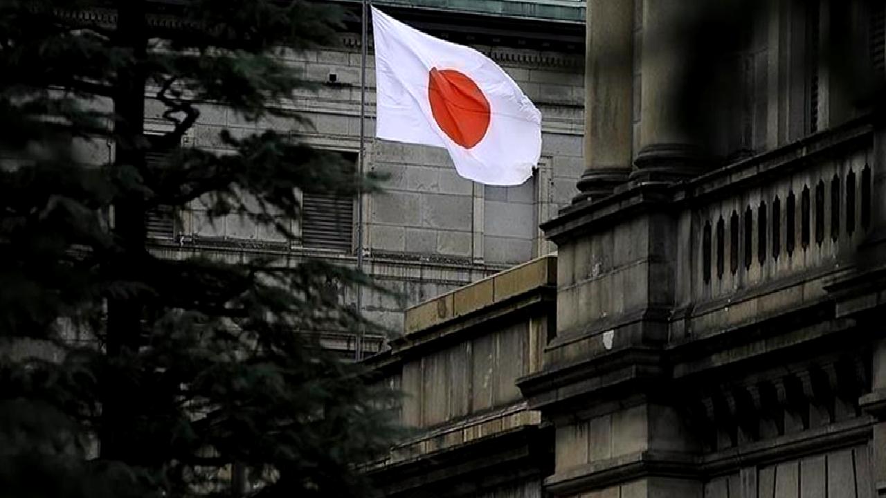 Japonya ekonomisindeki son gelişmeleri ve Asya pazarlarının durumunu derinlemesine inceleyin.