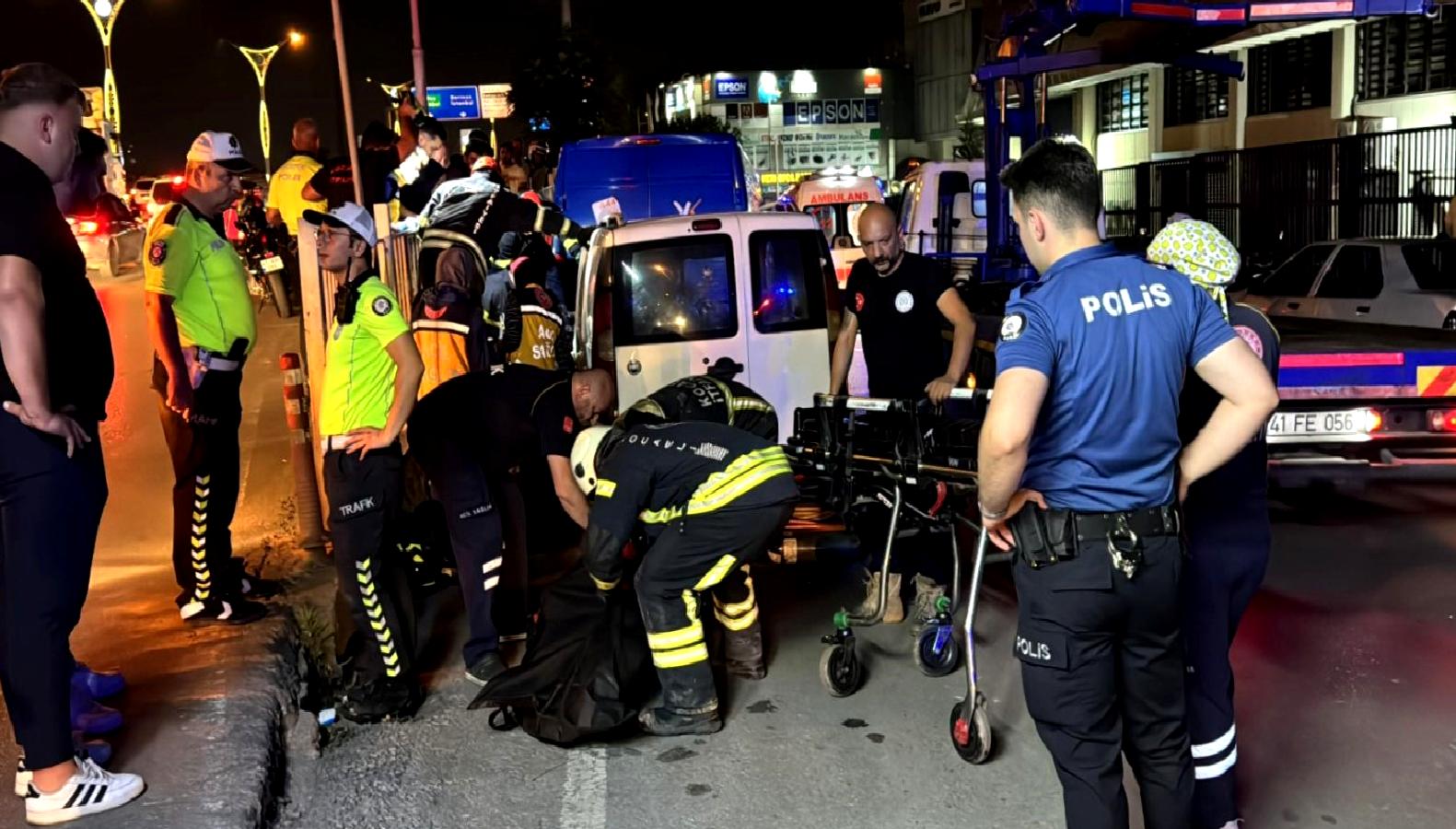 Bir motosiklet kazası sonucunda hayatını kaybeden sürücünün trajik hikayesini keşfedin.