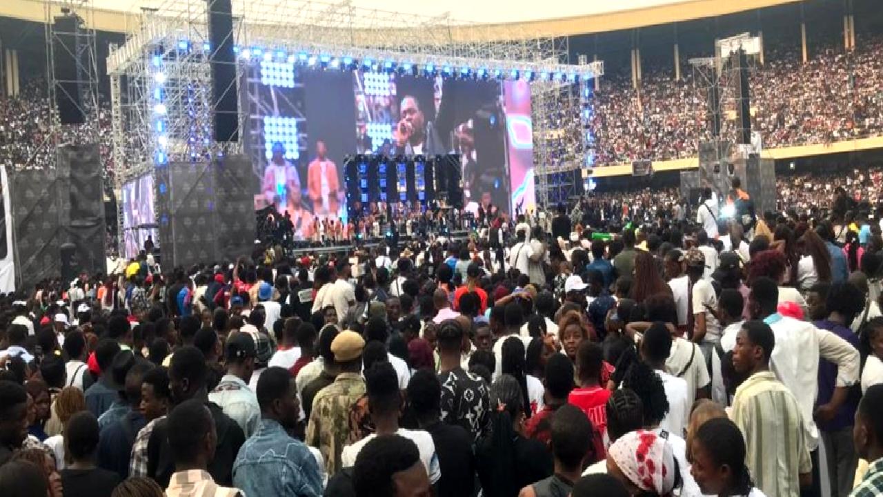 Kongo Demokratik Cumhuriyeti'nde gerçekleşen bir konser sırasında yaşanan izdiham, 9