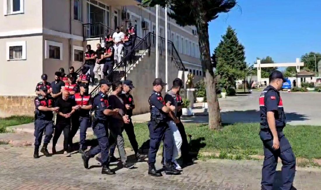 Nazilli’de Kripto Dolandırıcılığı Operasyonu Nazilli'de gerçekleşen kripto dolandırıcılığı operasyonu hakkında detayları öğrenin. Polis ekiplerinin