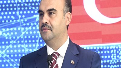 Nişan Kacır ve Renault Grup Global CEO'su, İstanbul'da bir araya