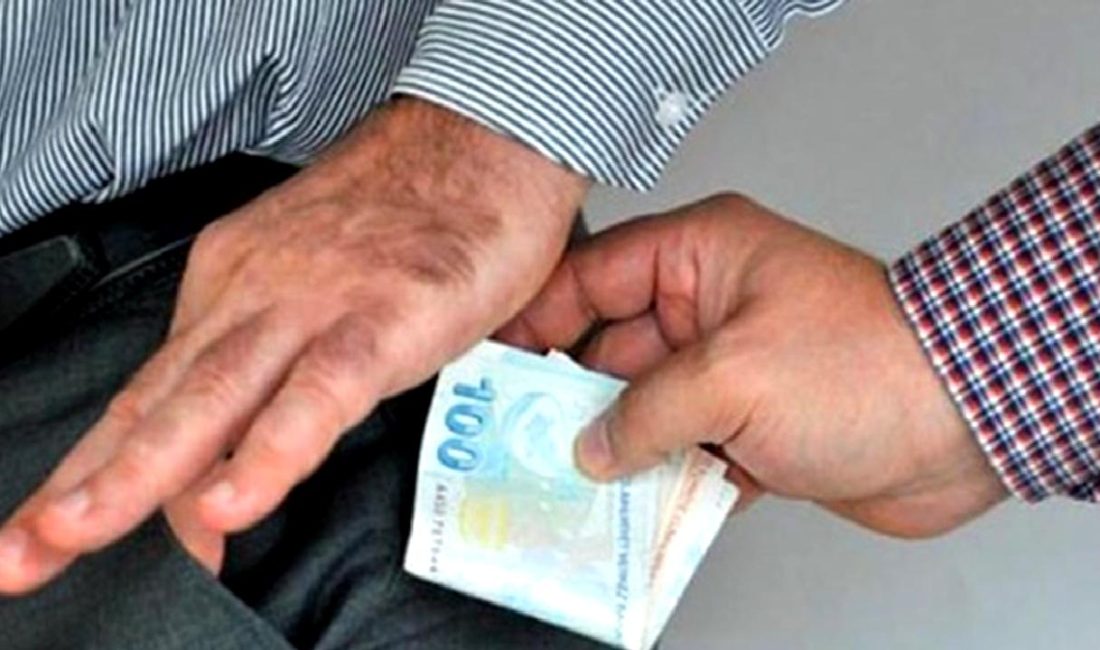 Özlem ERMİŞ BEYHAN Raporu: Batı Balkanlar ve Türkiye’de Yolsuzlukla Mücadele Durumu Özlem ERMİŞ BEYHAN Raporu'nda Batı Balkanlar ve Türkiye'deki yolsuzlukla mücadele